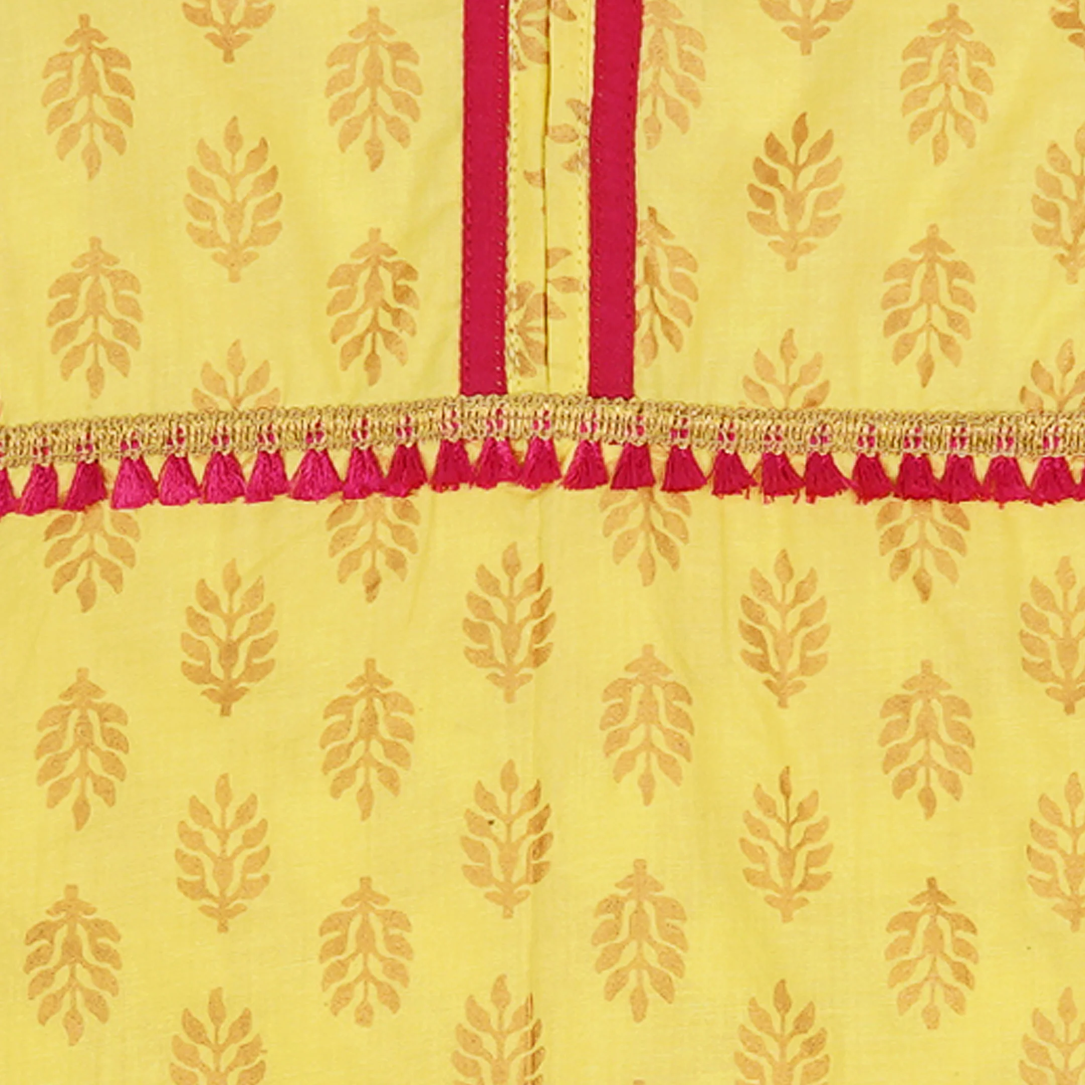 Dhaagay Lime Yellow Shirt With Dupatta Outfit - Image 5