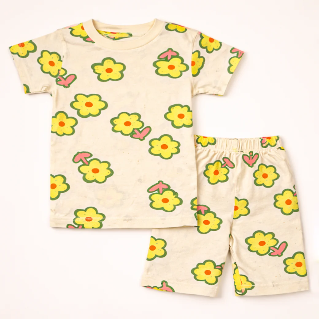 Kids T-Shirt & Short Set Flower Beige - Oolaa