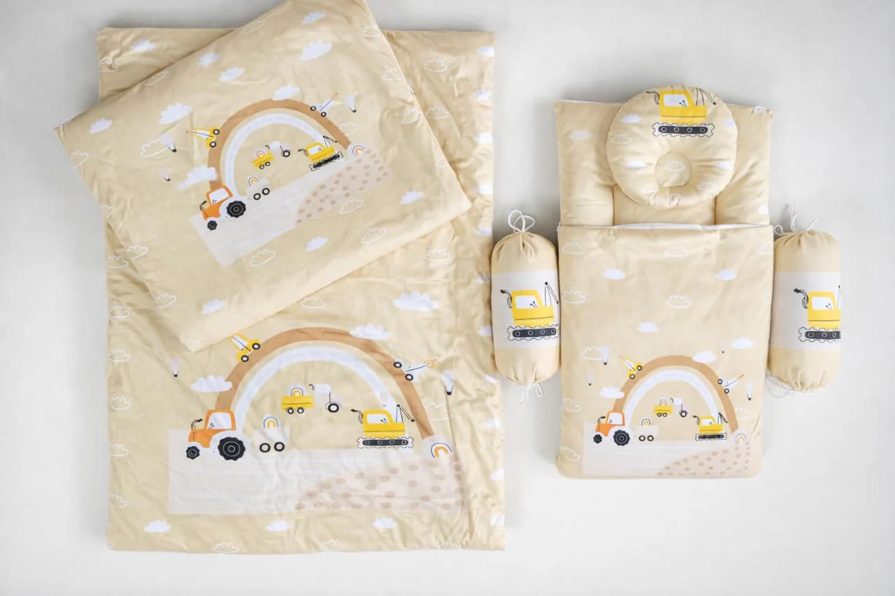 Little Star 6Pcs Bed Set Velvet Skin Truck