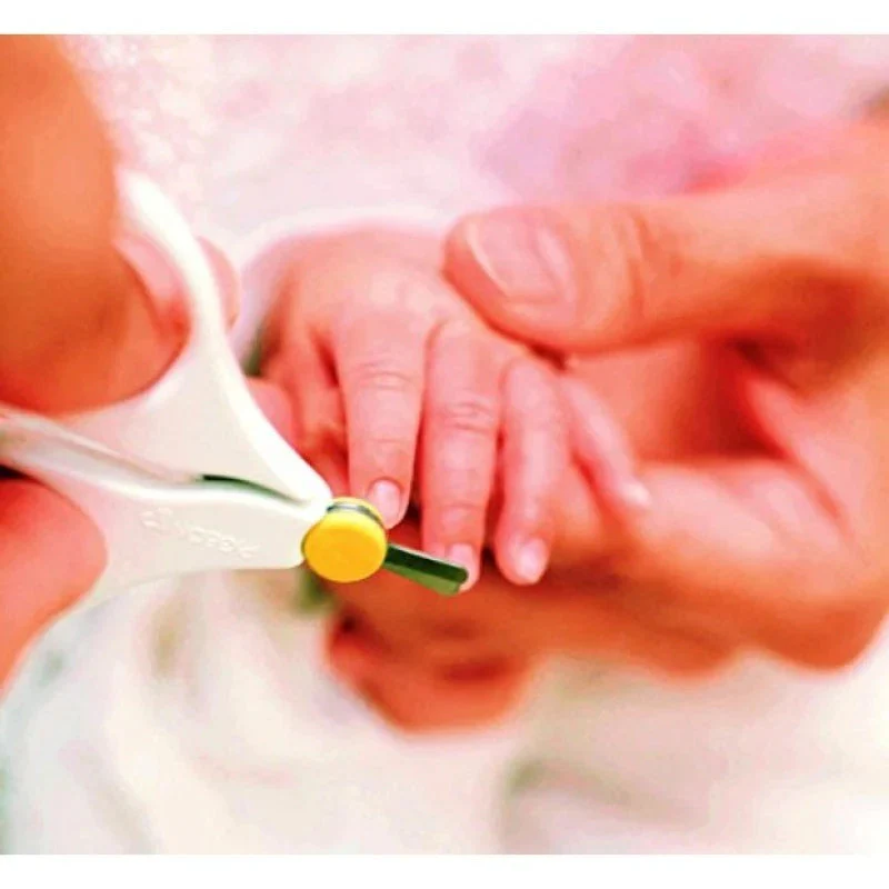 Pigeon Safety Nail Scissors For New Born - Image 2