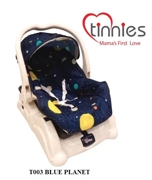 Tinnies Carry Cot With Rocking Blue Planet - Image 2